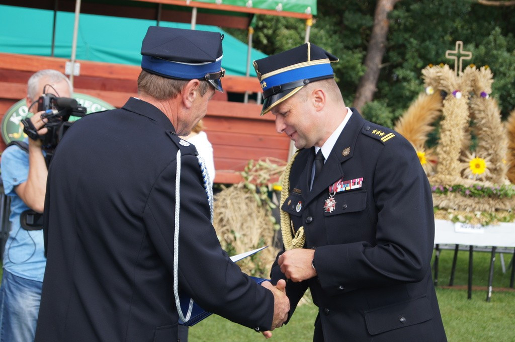 Strażacy z Brzeźnika z nowym wozem