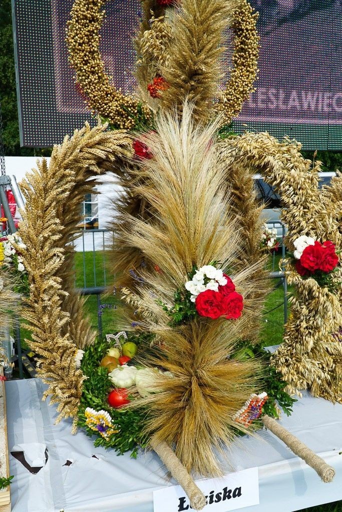 Najpiękniejszy wieniec powstał w Nowej Wsi Kraśnickiej