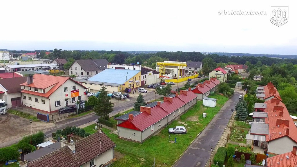 Budynki przy Kościuszki z nowymi dachami