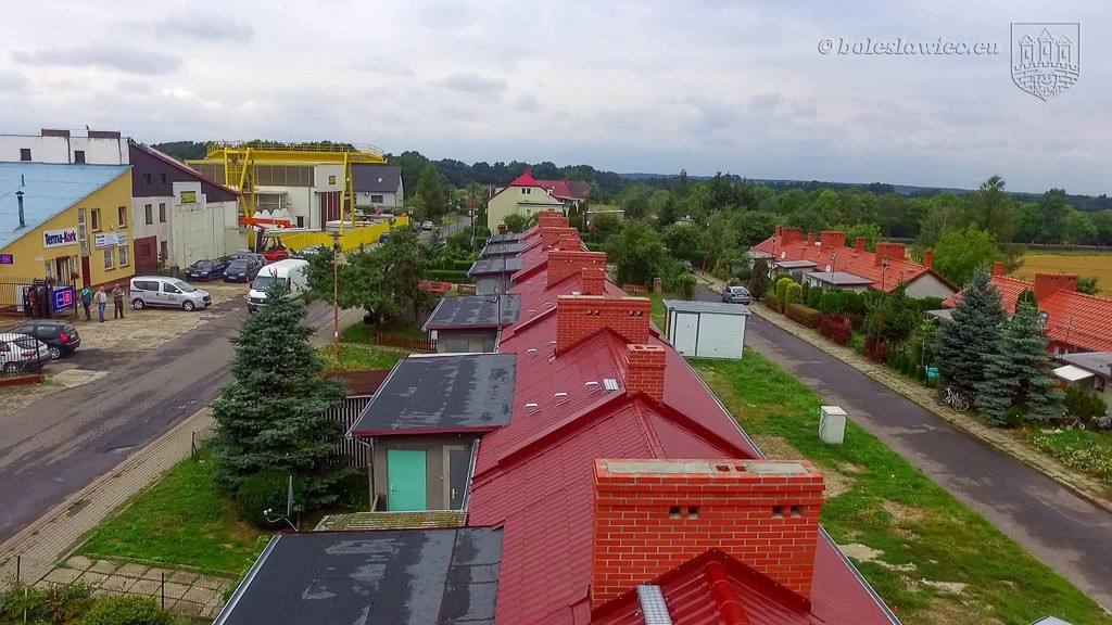 Budynki przy Kościuszki z nowymi dachami