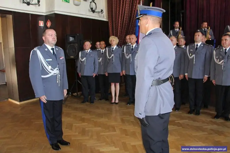 Ślubowanie 75 nowo przyjętych policjantów
