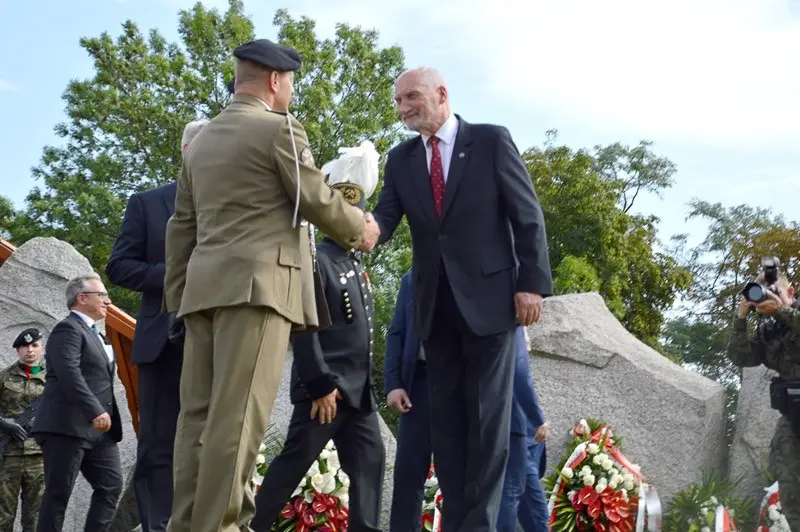 Bolesławieccy artylerzyści uczcili ofiary Zbrodni Lubińskiej