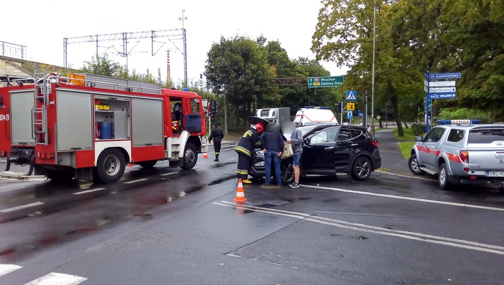Wóz strażacki zderzył się z Hyundaiem