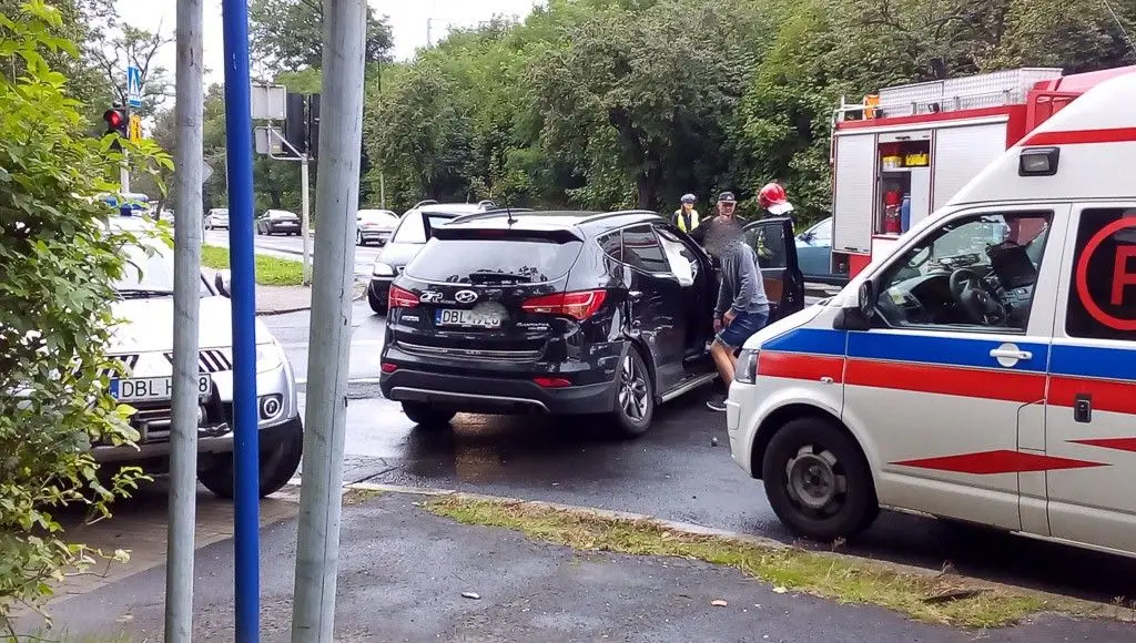 Wóz strażacki zderzył się z Hyundaiem