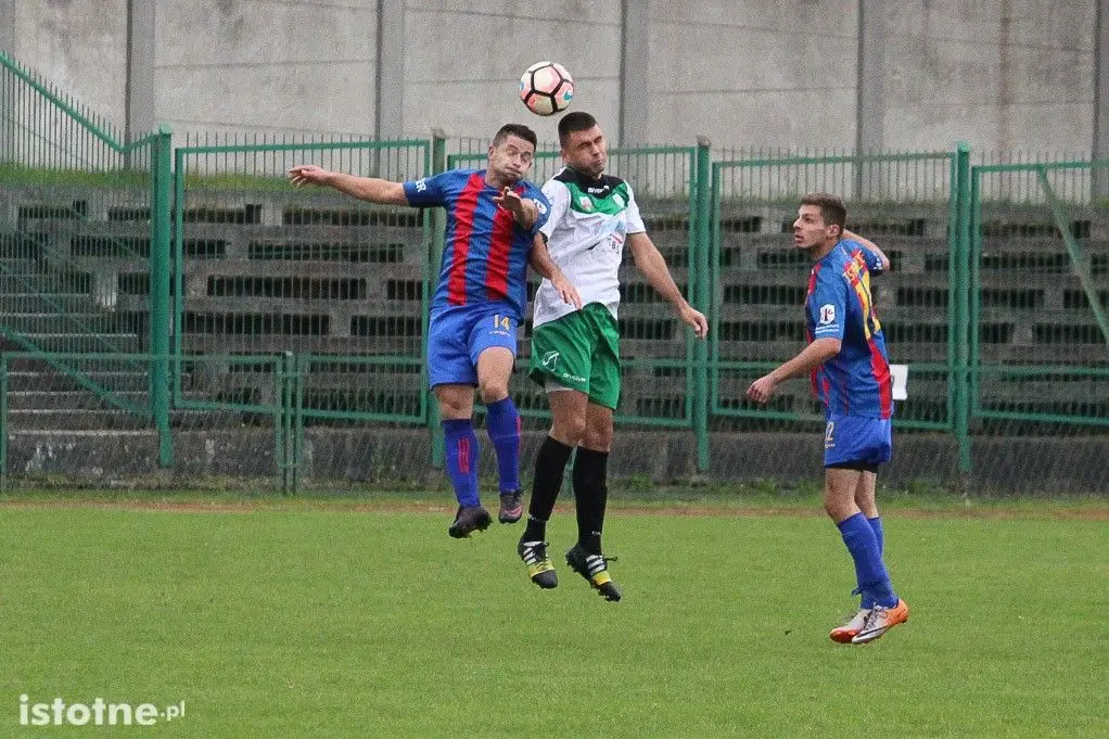 W krwawym meczu BKS pokonał TS Parzyce 3:1
