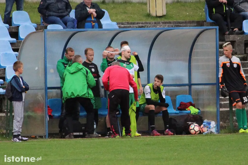W krwawym meczu BKS pokonał TS Parzyce 3:1