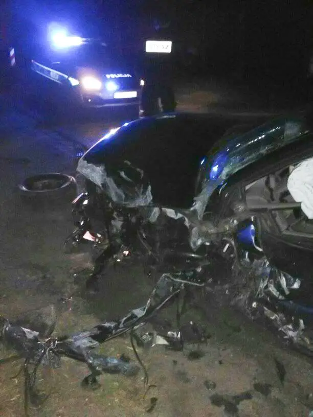 Kolizja przy zjeździe z A18. Audi zderzyło się z Mazdą