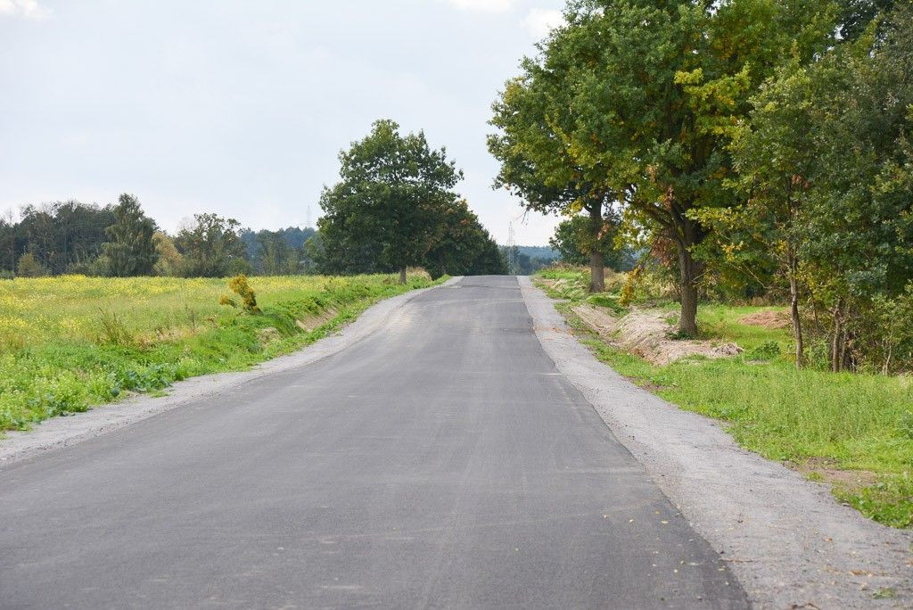 Kolejny odcinek drogi Gierałtów–Czerna odremontowany