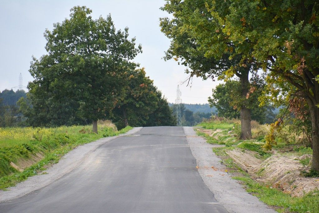Kolejny odcinek drogi Gierałtów–Czerna odremontowany