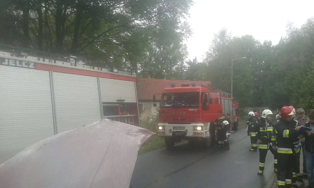 Wypadek i pożar w Starych Jaroszowicach