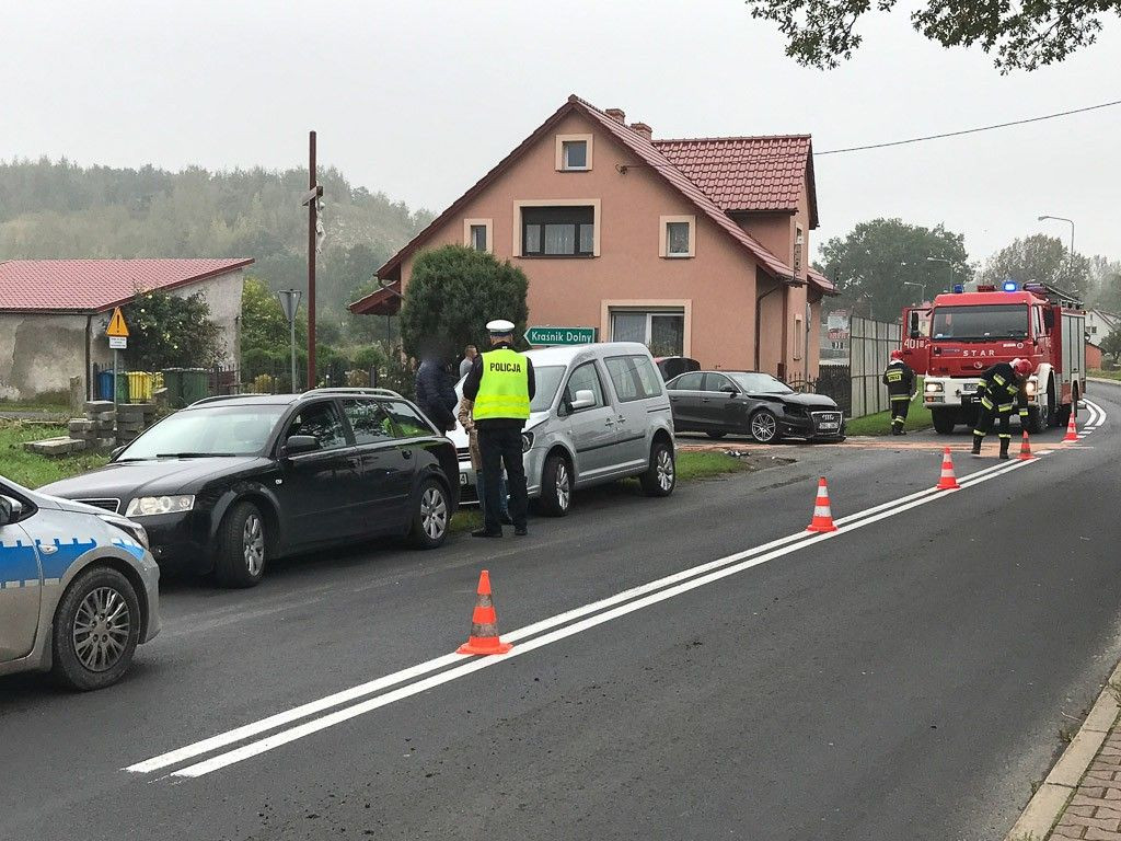 Wypadek w Łące. Jedna osoba ranna