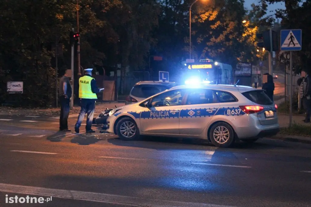 Zderzenie motocykla z nauką jazdy - jedna osoba ranna