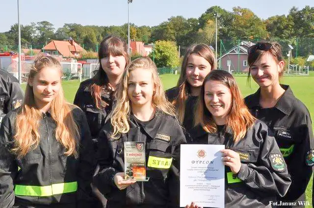 Druhny i druhowie z Nowogrodźca najlepsi w zawodach sportowo-pożarniczych