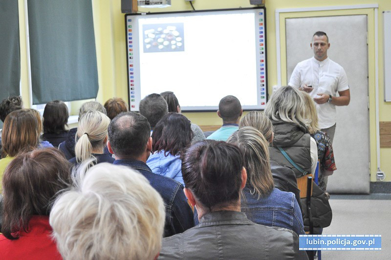 „Wolność bez nałogu”, czyli profilaktyka antynarkotykowa dla rodziców i młodzieży