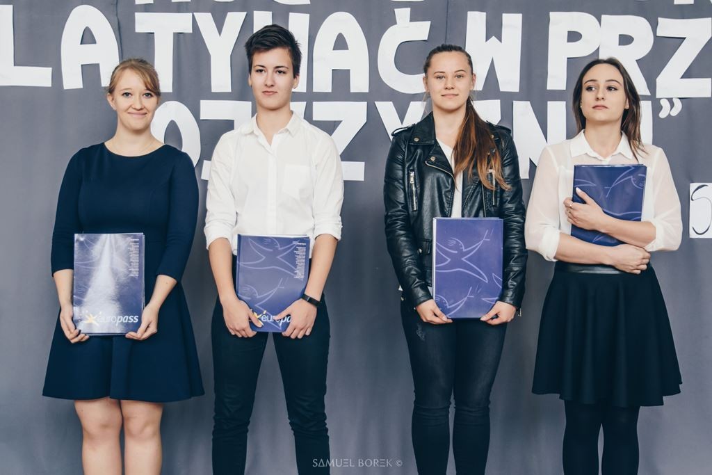 Uczniowie ZSOiZ z Certyfikatami Europass