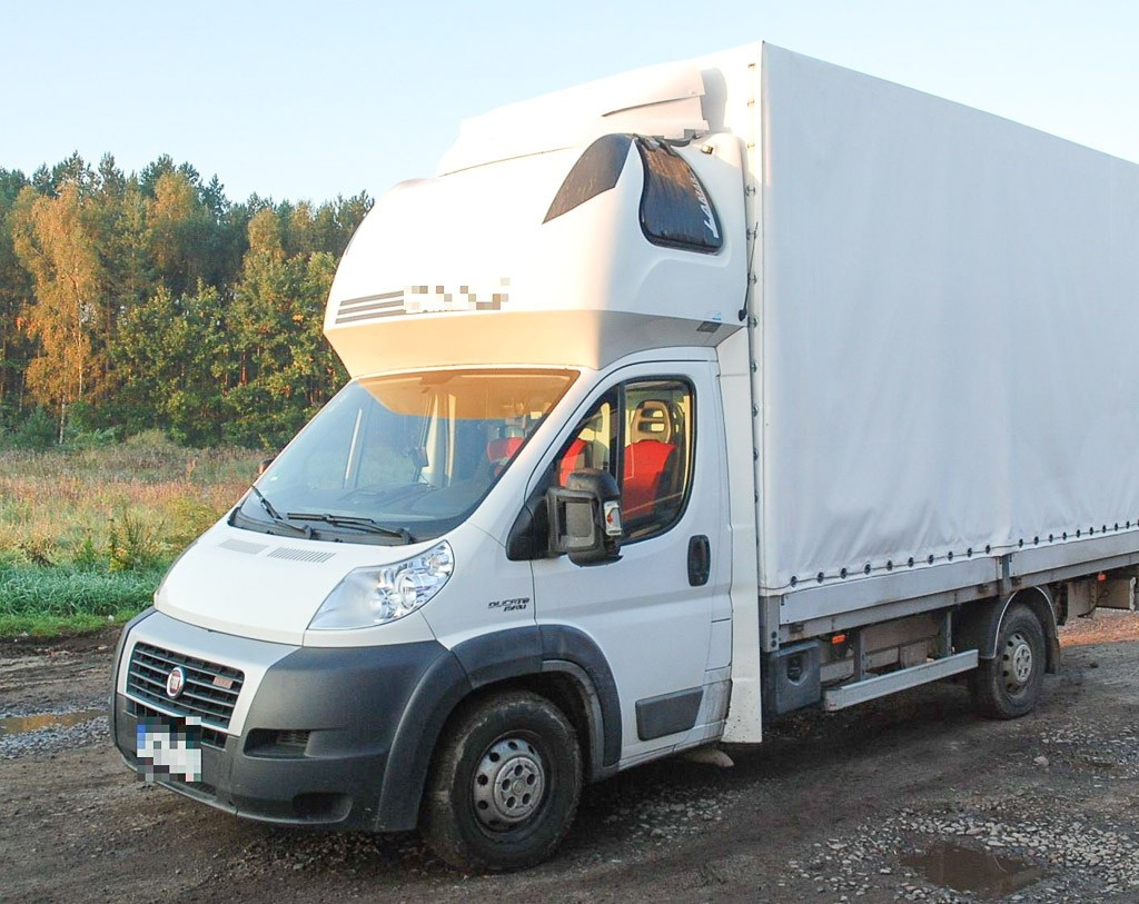 Wpadł z nielegalnymi papierosami wartymi niemal 125 tys. zł