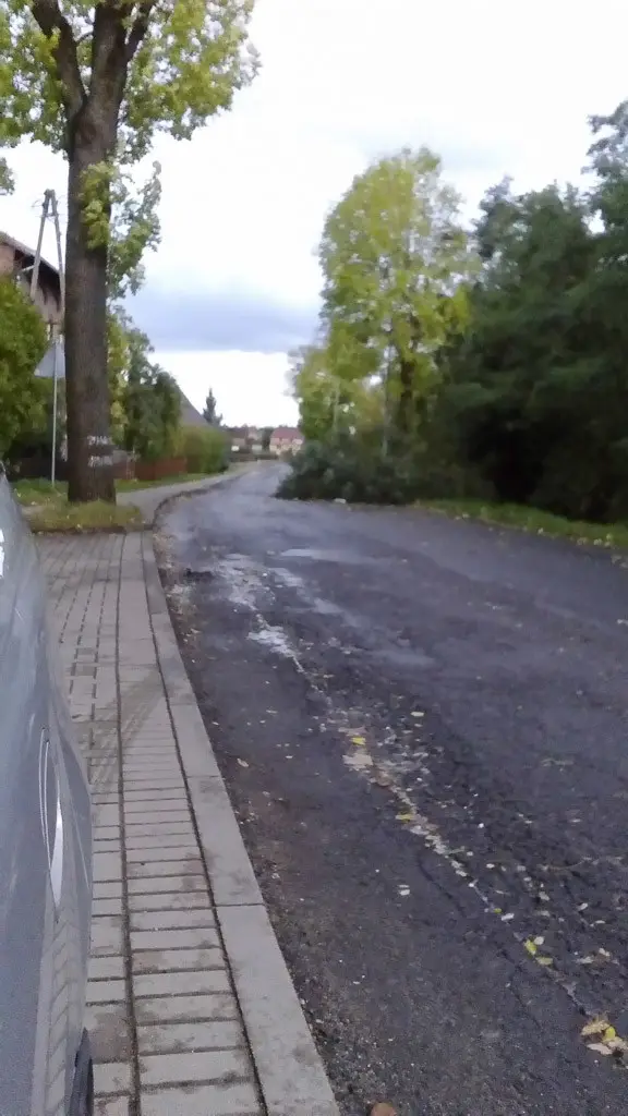 Masakryczna wichura szaleje w powiecie. Nie wychodźcie z domu