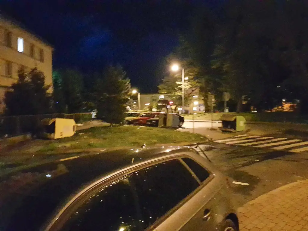 Masakryczna wichura szaleje w powiecie. Nie wychodźcie z domu