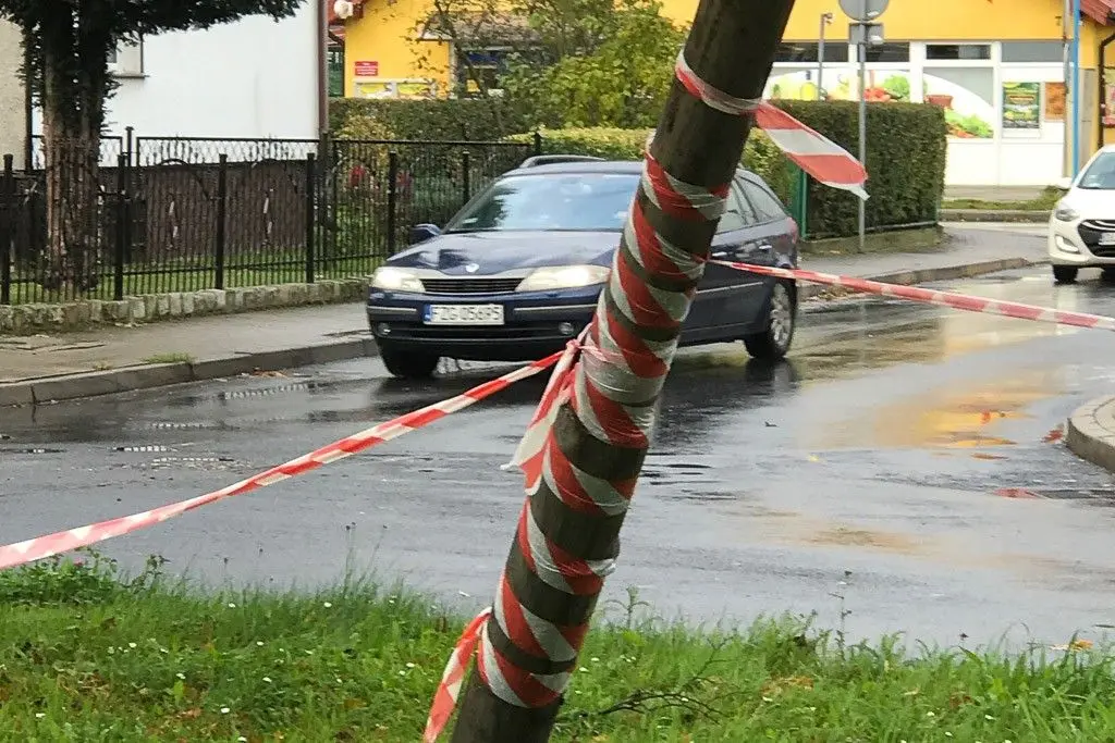 Zobacz, jakiego spustoszenia dokonała nawałnica w Bolesławcu