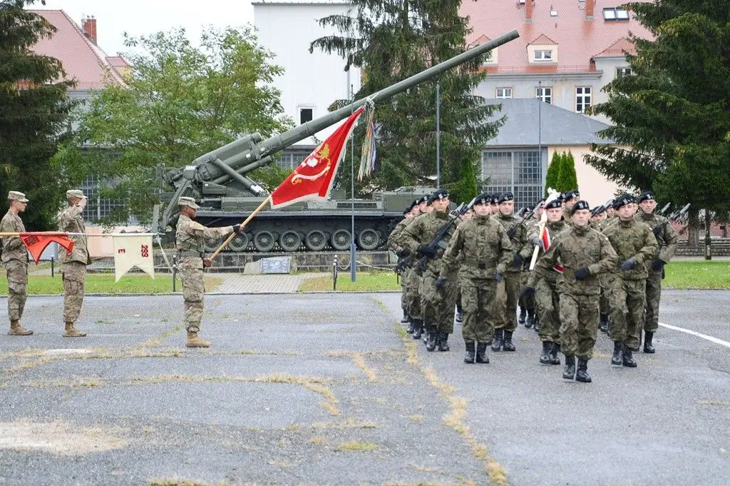 Artylerzyści powitali żołnierzy US Army i pożegnali ppłk. Radzimierskiego