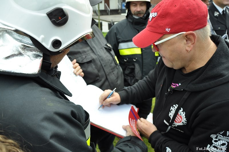 Strażacy ochotnicy dostali sprzęt od WOŚP