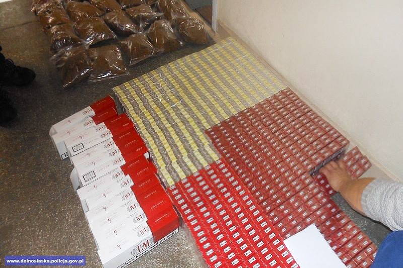 28-latek wpadł z ogromną ilością marihuany i nielegalnego tytoniu