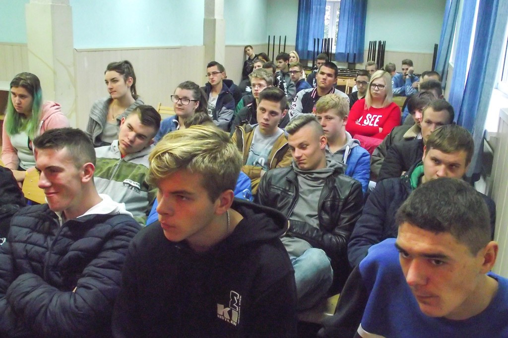 „ABC Mocarza”. Ostrzegli młodzież z HP Bolesławiec przed dopalaczami