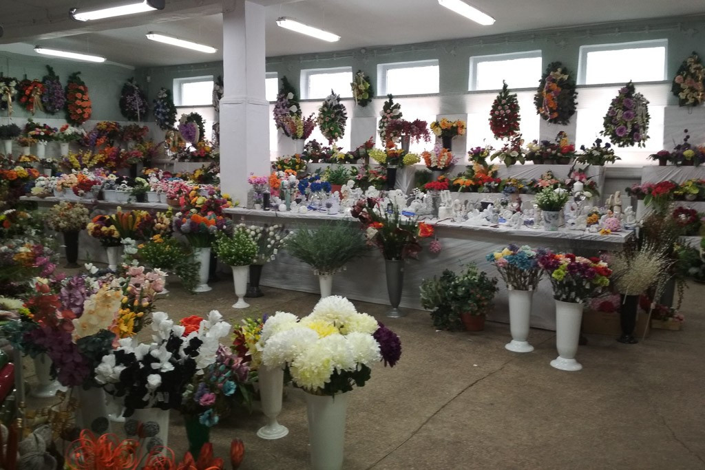 Cer Far sklep ze zniczami