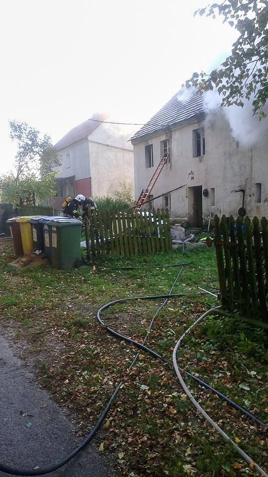 Pożar w Jurkowie – zdjęcia druhów z Raciborowic i Warty Bolesławieckiej