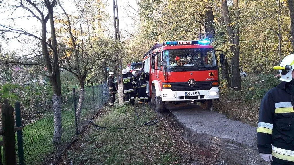 Pożar w Jurkowie – zdjęcia druhów z Raciborowic i Warty Bolesławieckiej