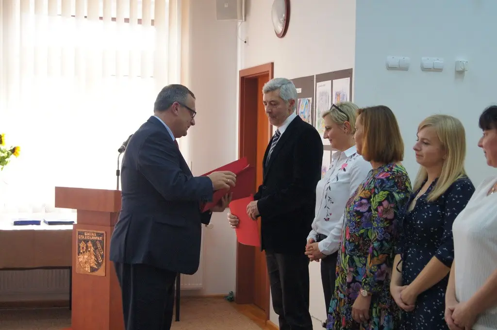 Nauczyciele i dyrektorzy szkół z Gminy Bolesławiec uhonorowani