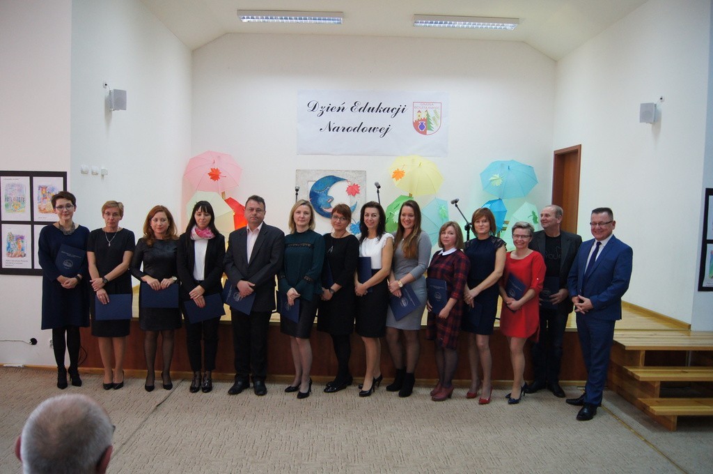 Nauczyciele i dyrektorzy szkół z Gminy Bolesławiec uhonorowani