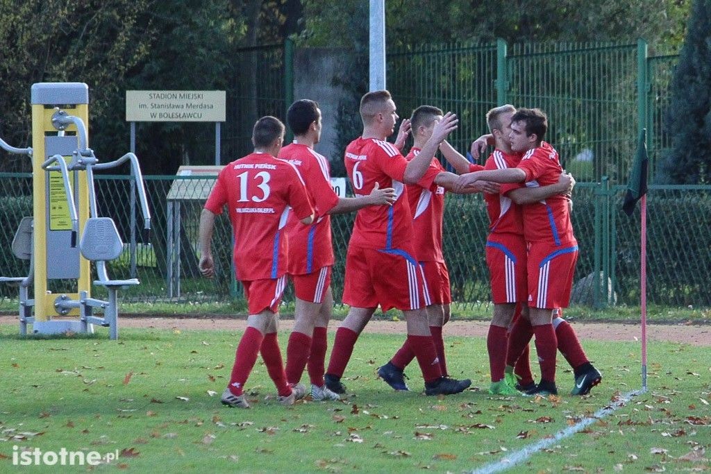 W szalonym meczu BKS pokonał Hutnika Pieńsk