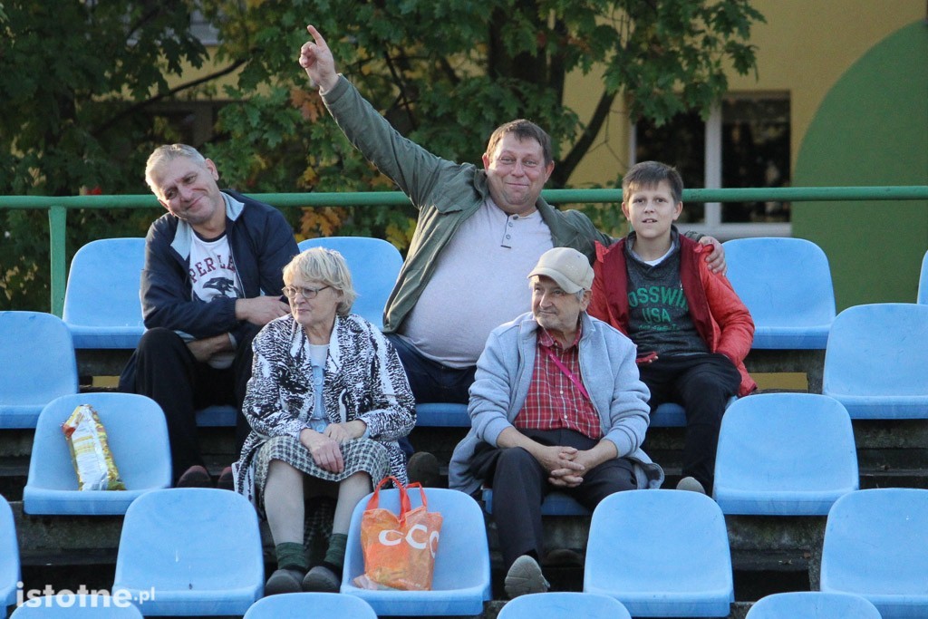 W szalonym meczu BKS pokonał Hutnika Pieńsk