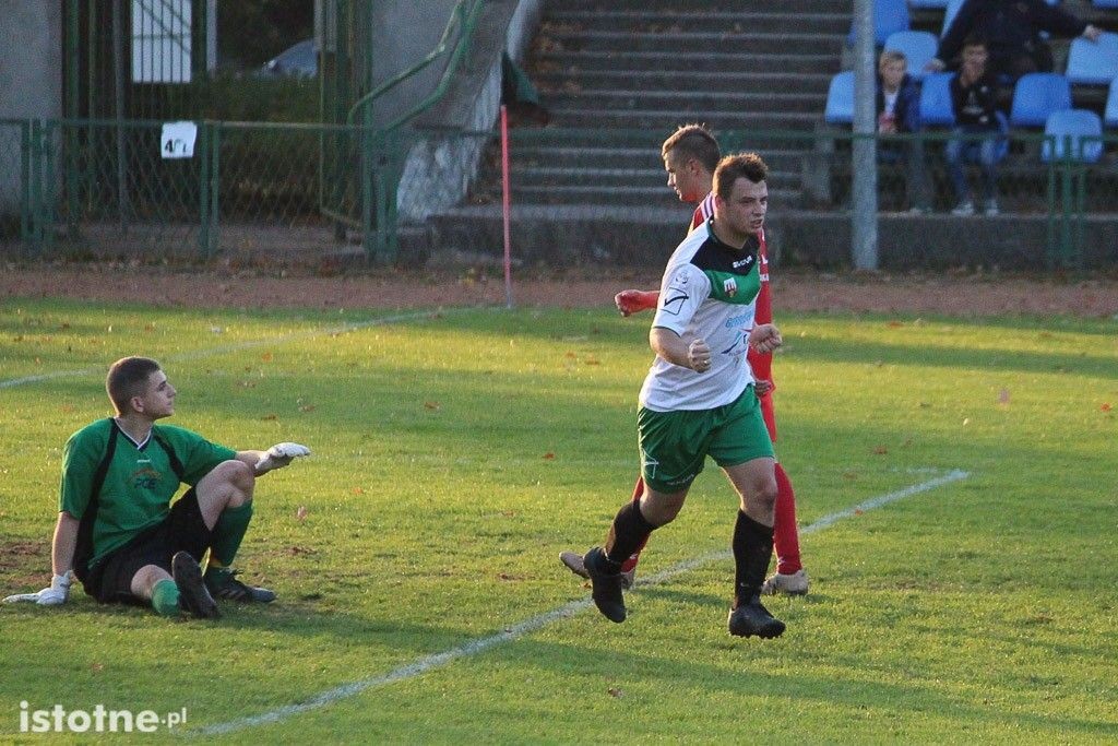 W szalonym meczu BKS pokonał Hutnika Pieńsk
