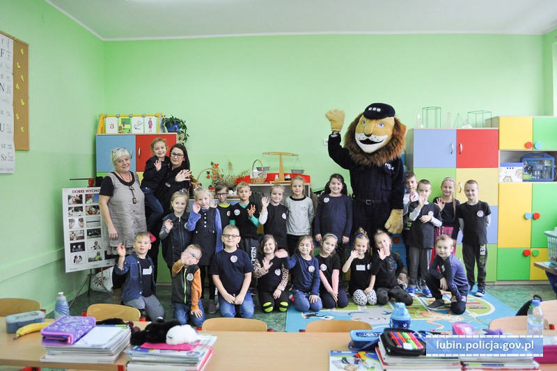 Bezpieczniej z Komisarzem Lwem