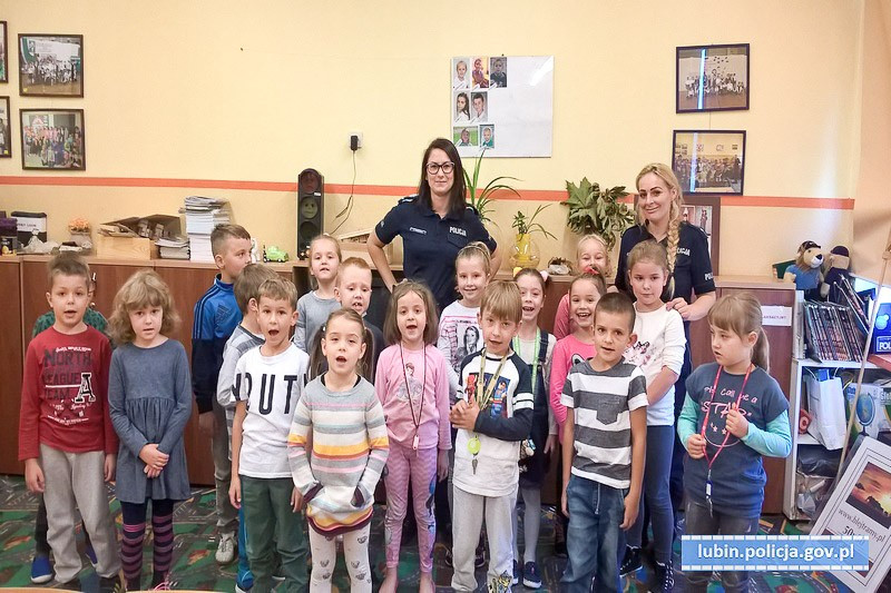 Bezpieczniej z Komisarzem Lwem