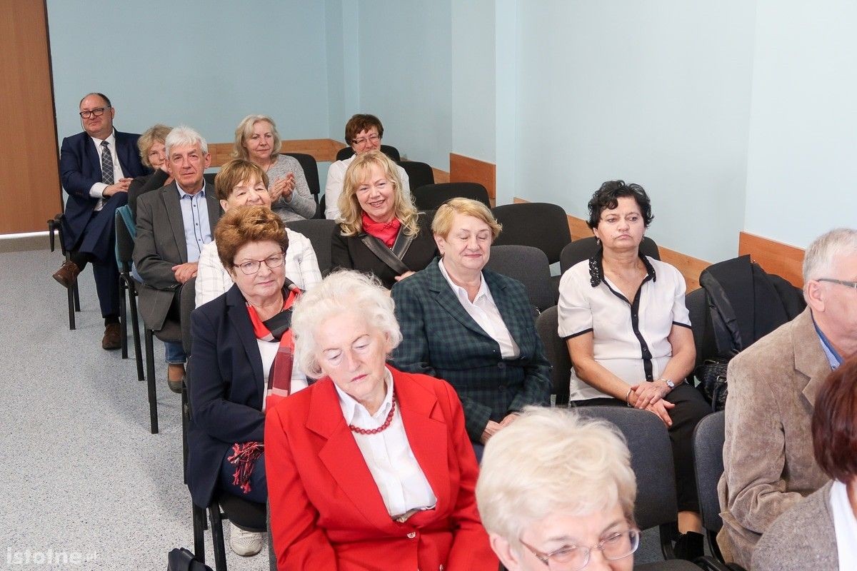 Uroczyste rozpoczęcie roku w Uniwersytecie Trzeciego Wieku w Bolesławcu