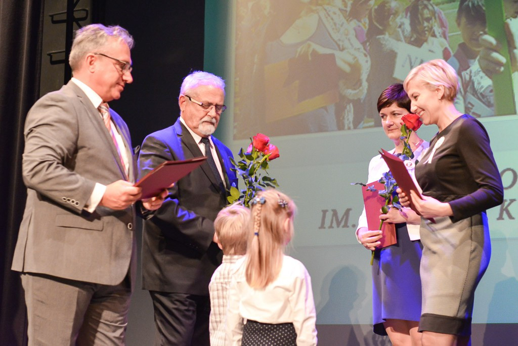 Powiat i Miasto wspólnie uczciły Dzień Nauczyciela