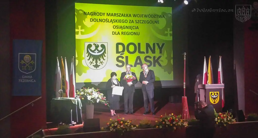 Museum of Ceramics, Guild of Various Crafts and Small Business, and Krystyna Gay-Kutschenreiter honored by the Marshal’s Office of the Lower Silesian Voivodeship