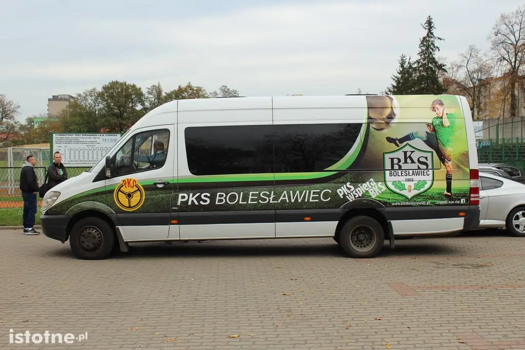 BKS kolejny raz wygrywa. Tym razem z Woskarem