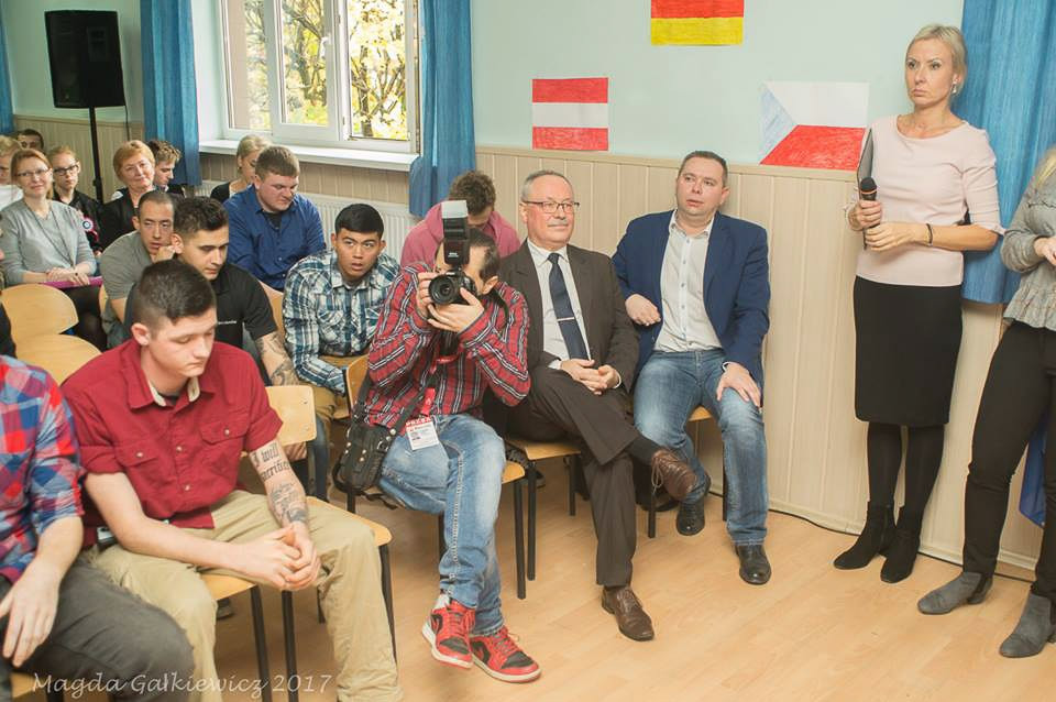 Dzień Języków w „Budowlance”. Wśród gości żołnierze US Army