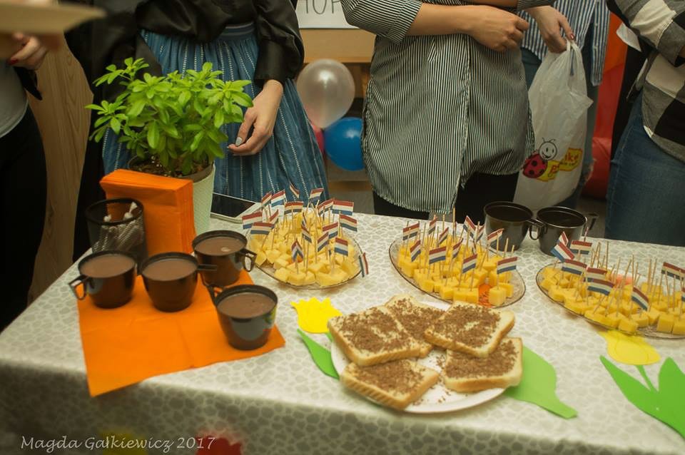 Dzień Języków w „Budowlance”. Wśród gości żołnierze US Army