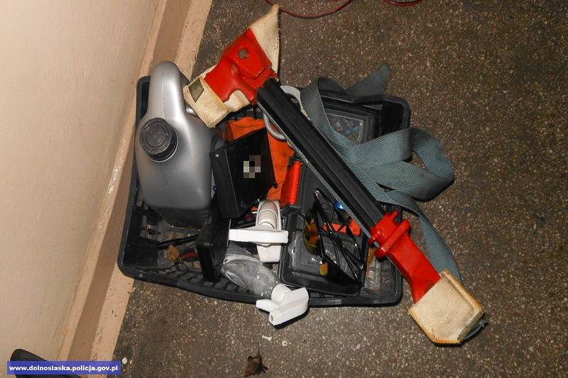 Wypuścili włamywacza samochodowego, a ten… dokonał jeszcze zuchwalszej kradzieży