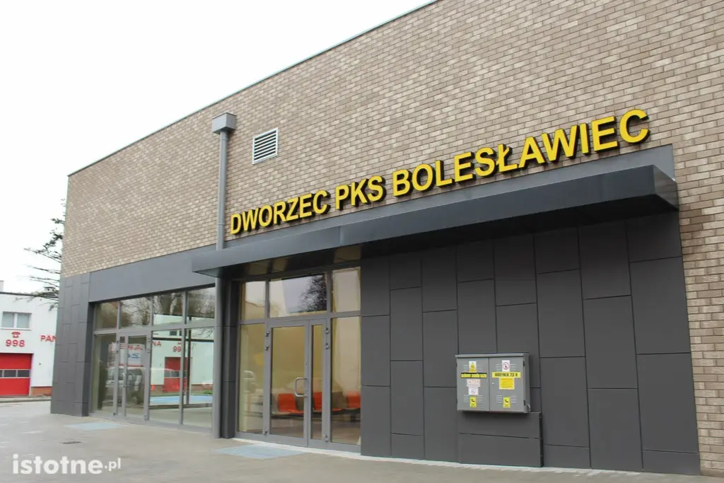 Ostatnie przygotowania do otwarcia dworca PKS