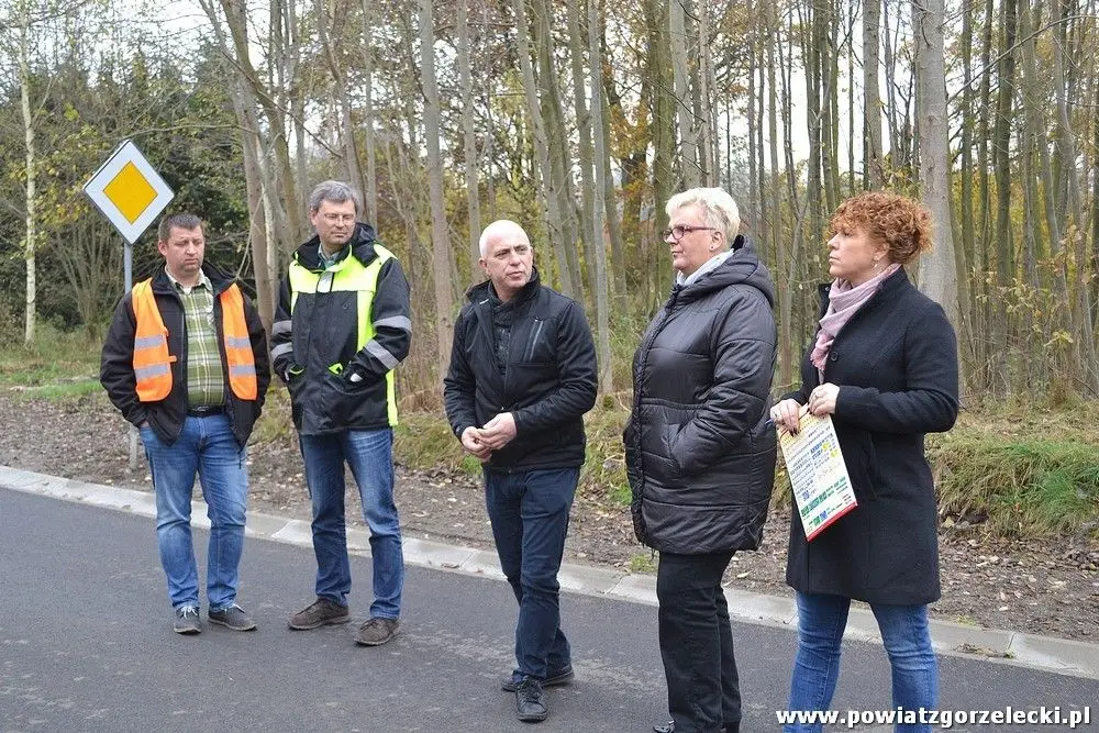 Droga w Gozdaninie oficjalnie oddana do użytku