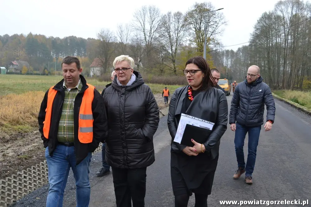 Droga w Gozdaninie oficjalnie oddana do użytku