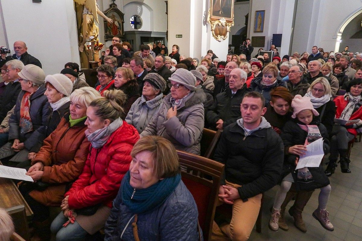 Koncert pieśni patriotycznych w Bazylice w Bolesławcu
