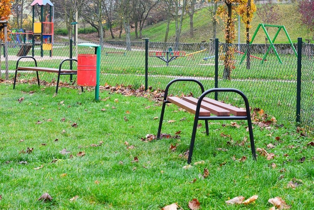 Za mało ławek i niewygodnie na placu zabaw przy Łukasiewicza?
