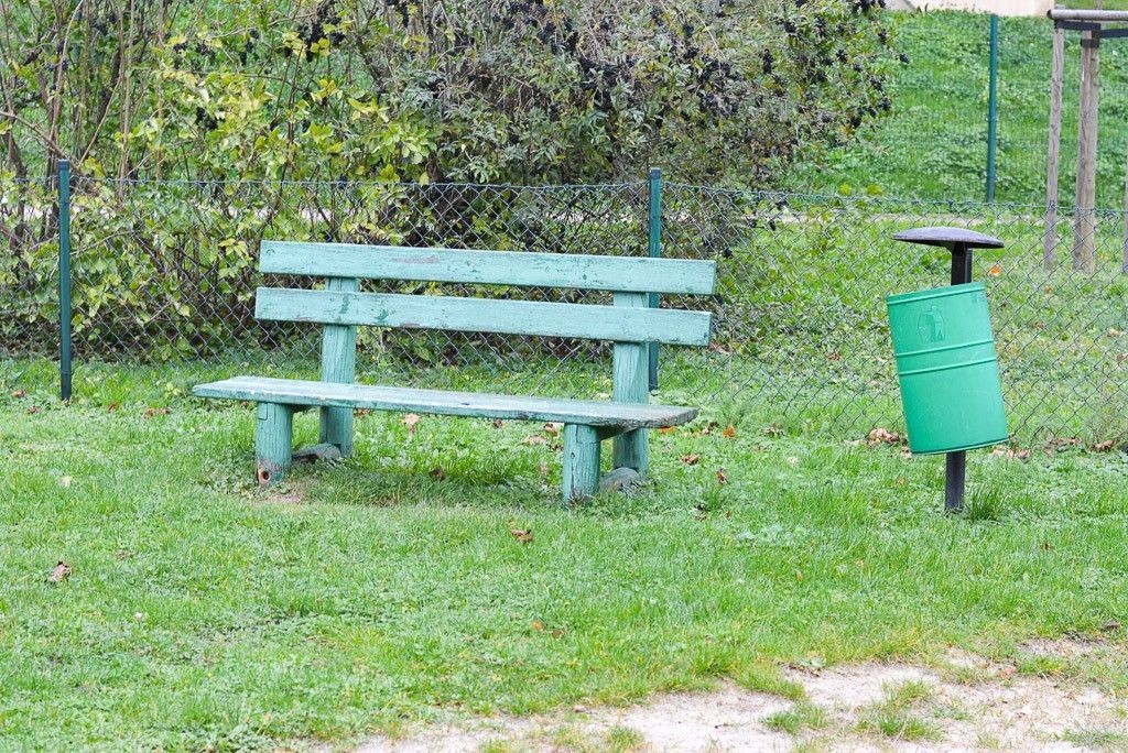 Za mało ławek i niewygodnie na placu zabaw przy Łukasiewicza?